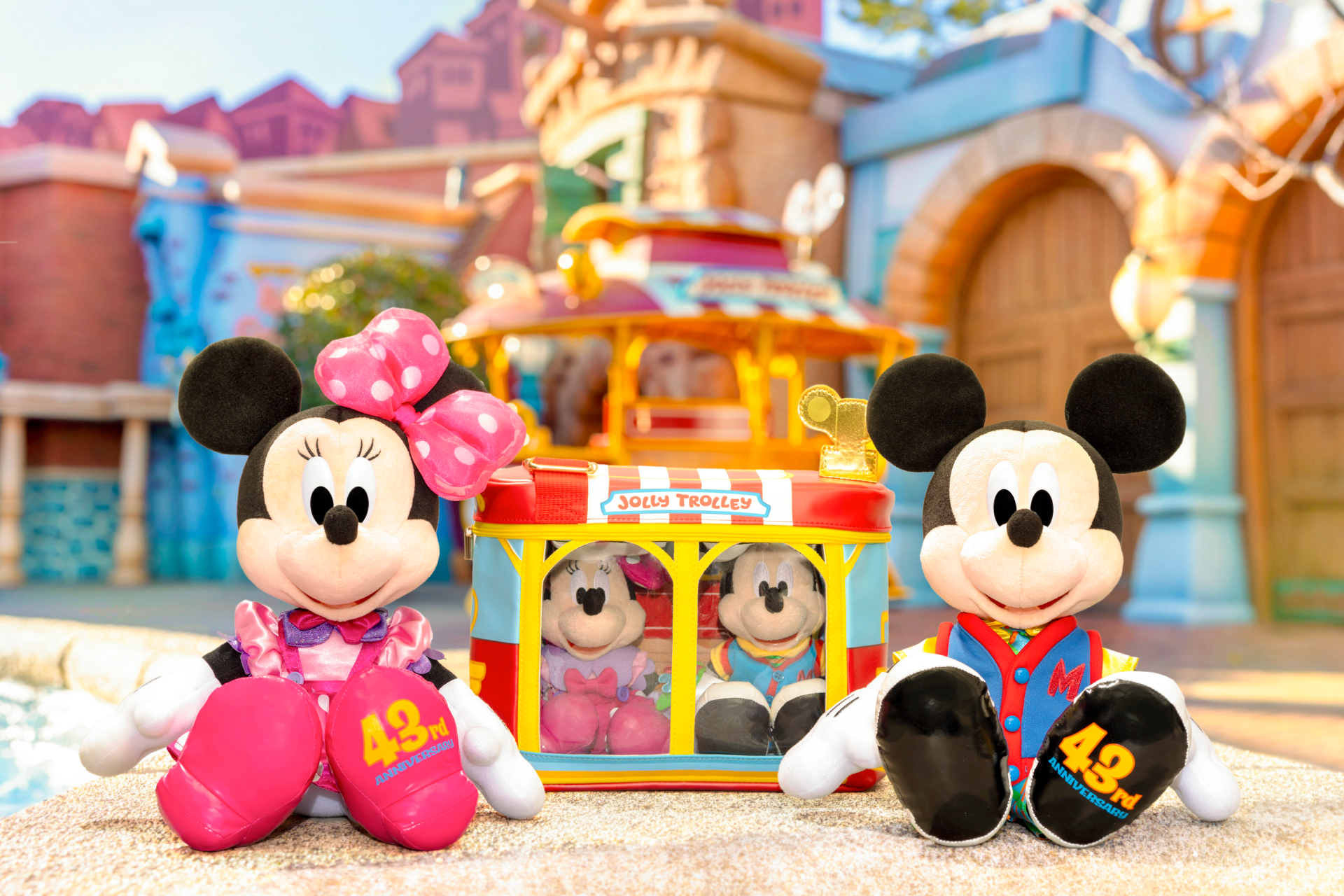 東京ディズニーランド、開園43周年を記念した「トゥーンタウン」グッズ