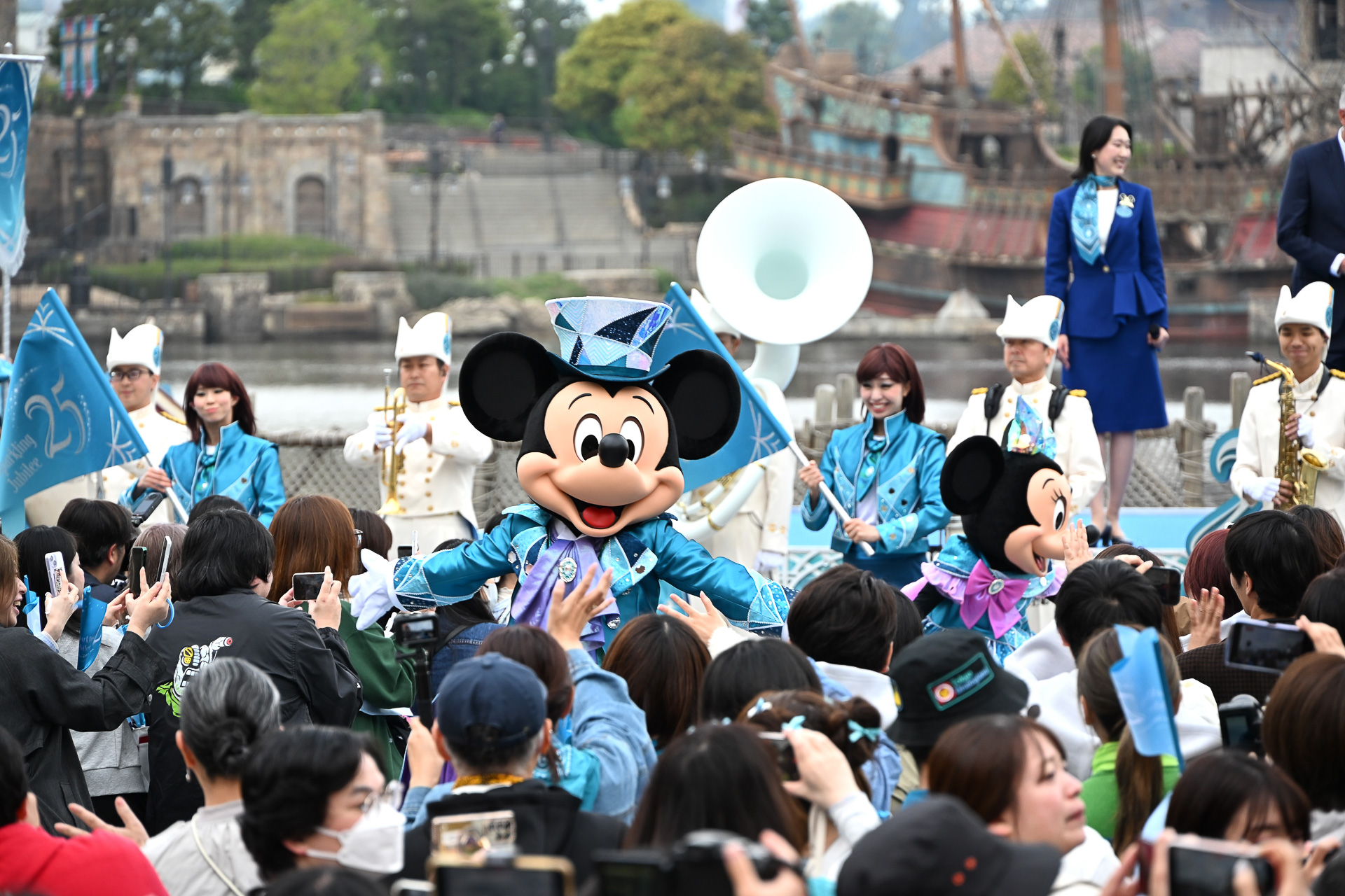 祝 東京ディズニーシー開園25周年！ 早朝実施のオープニングセレモニー