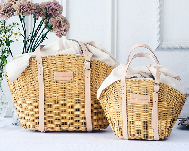 DEAN＆DELUCA、保冷ポーチ付き「ラタンかごバッグ」5月26日発売。使う