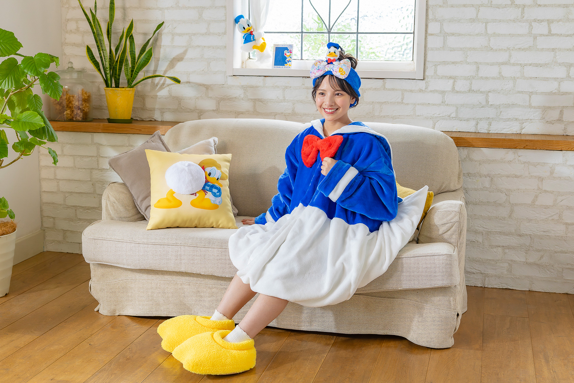 ディズニー 呉服屋コラボドナルド＆デイジー 帯 ドナルドダッグの新作アイテム続々！ 着る毛布やキッチンタイマー