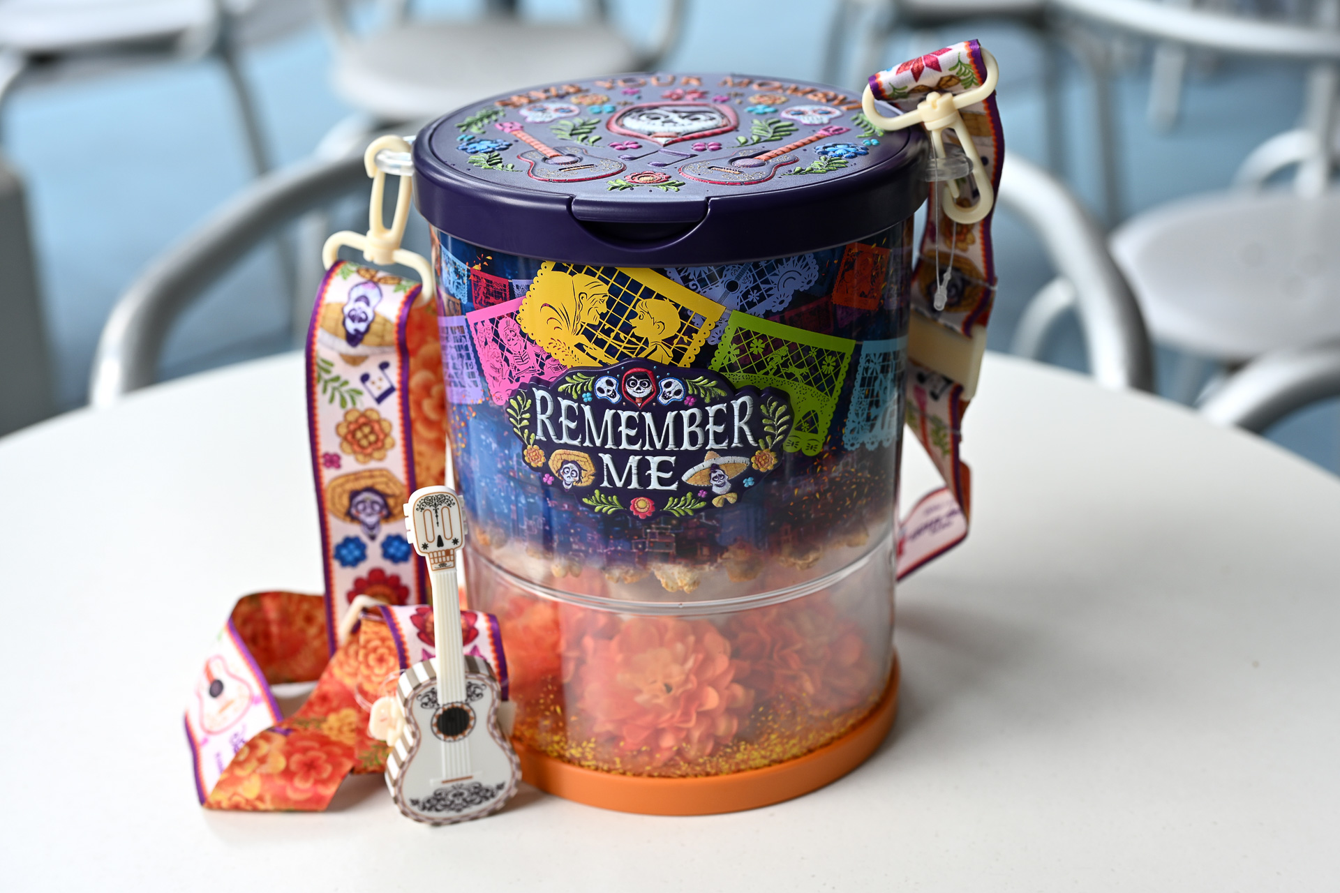 ディズニー初登場「リメンバー・ミー」ポップコーンバケット、初日に
